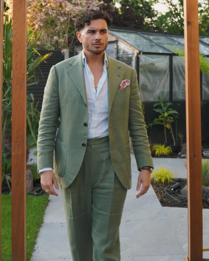Breathable Olive Green Soft-Tailored Suit - Beating Heat During Summer Commutes