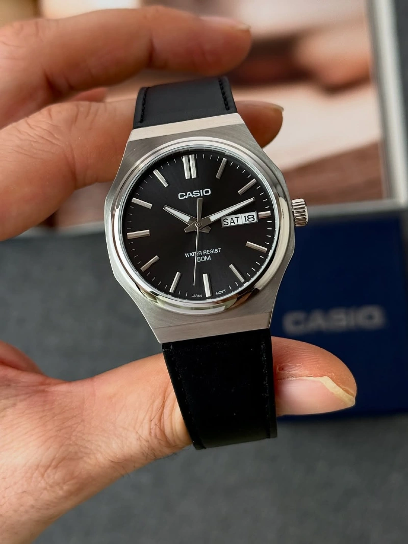 Brushed Angular Case Watch with Black Dial and Day-Date Window