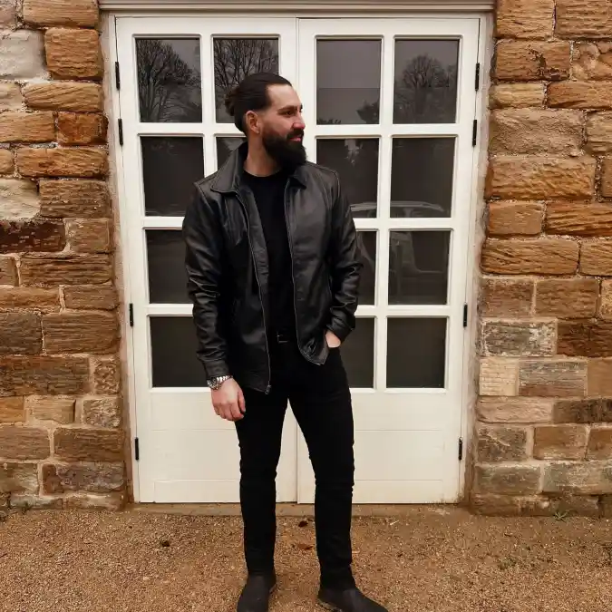 Monochrome Black Leather Core - Casual Outerwear for Vertical Frame