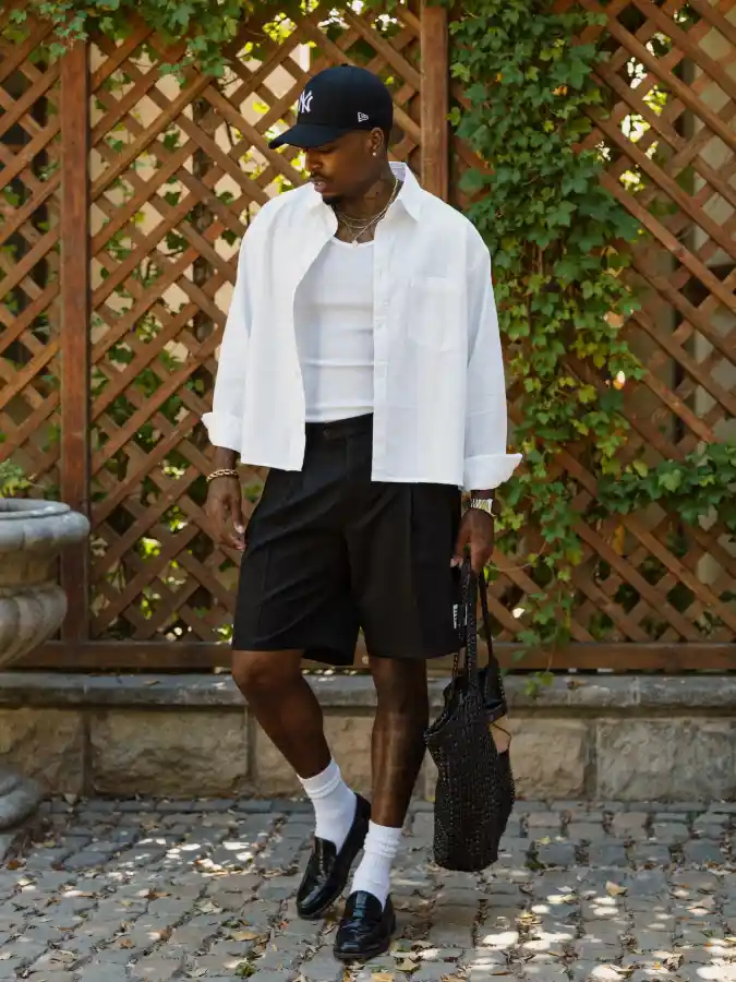 Monochrome Contrast Relaxed Shorts - Effortless City Comfort