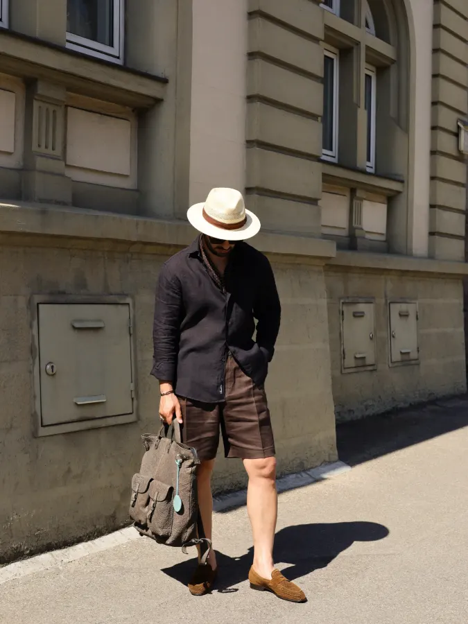 Relaxed Earth-Tone Tailored Resort Wear - Elevating Summer Loafer Sophistication