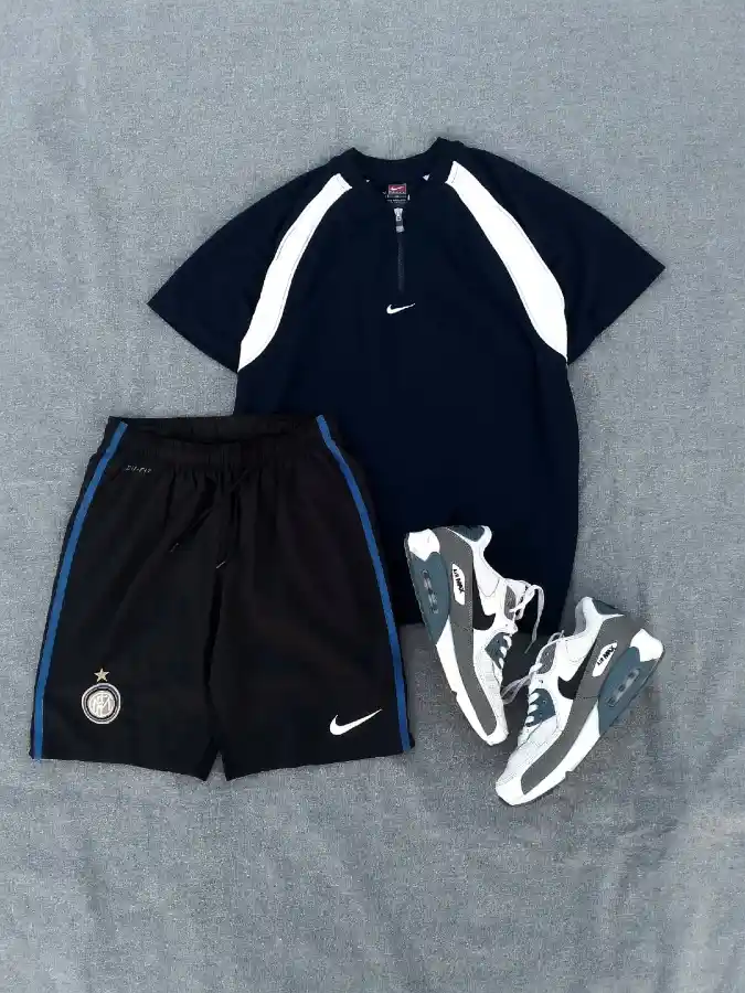 Sporty NavyBlack Matching Set - Casual Athletic Vibe