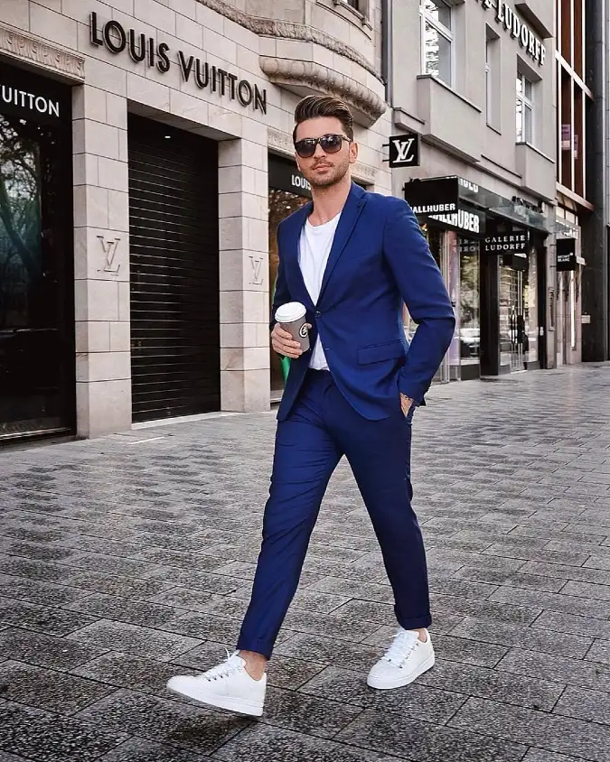 Vibrant Royal Blue Soft-Tailored Walking Suit - Effortless City Professional