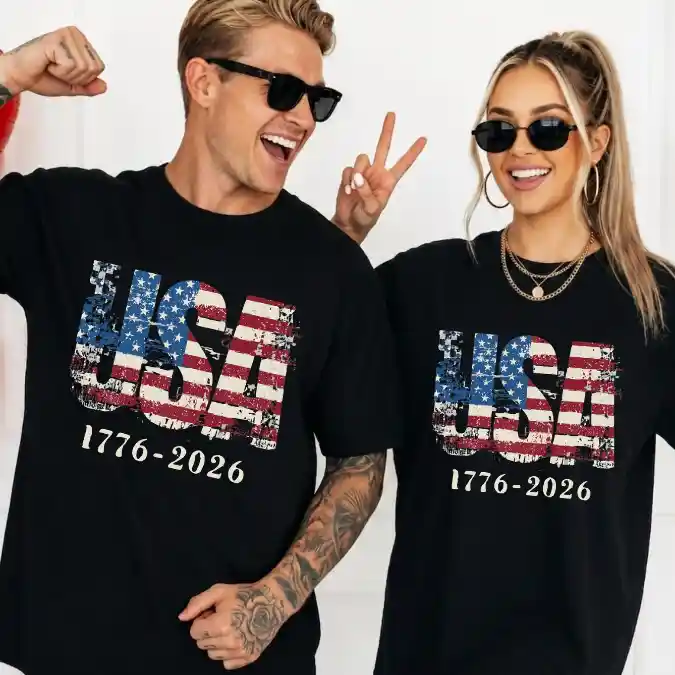 Vintage-Inspired Patriotic Graphic Tee - Casual Holiday Core